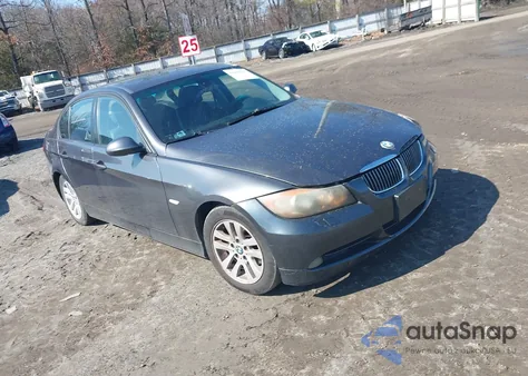 2007 BMW 328Xi из США, поврежденный, VIN WBAVC93557KX60493